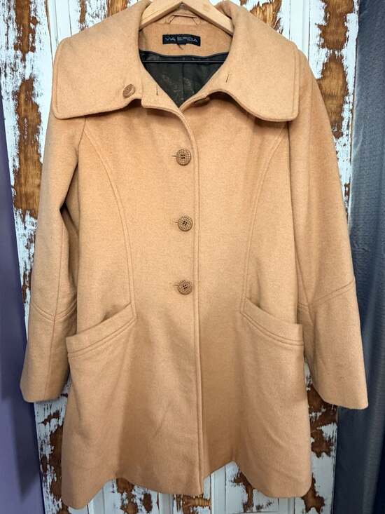 Via Spiga Jackets & Blazers - Via Spiga Women’s Wool Blend Button Front Winter Peacoat Camel Size Medium